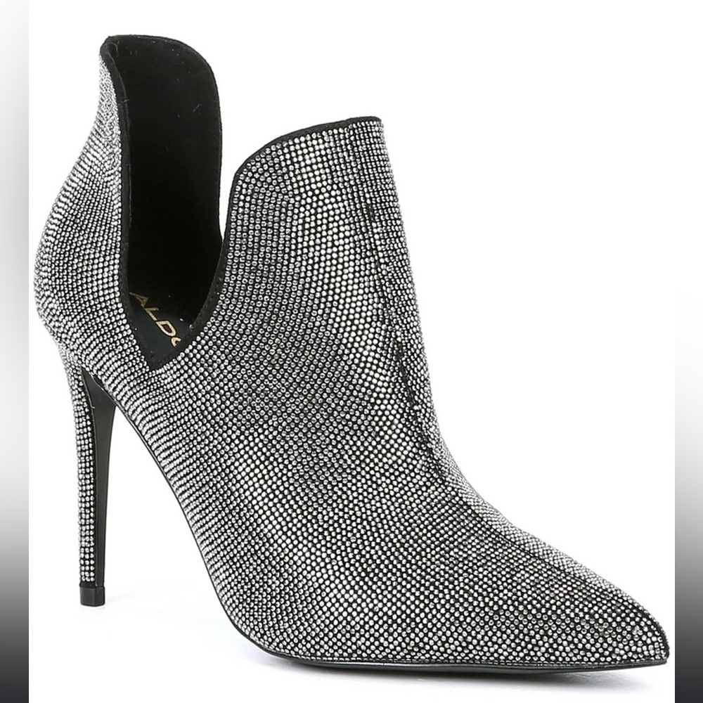 NWOT Aldo Super Glitter Silver Skinny Sexy Go Get That Man Boots 8.5
